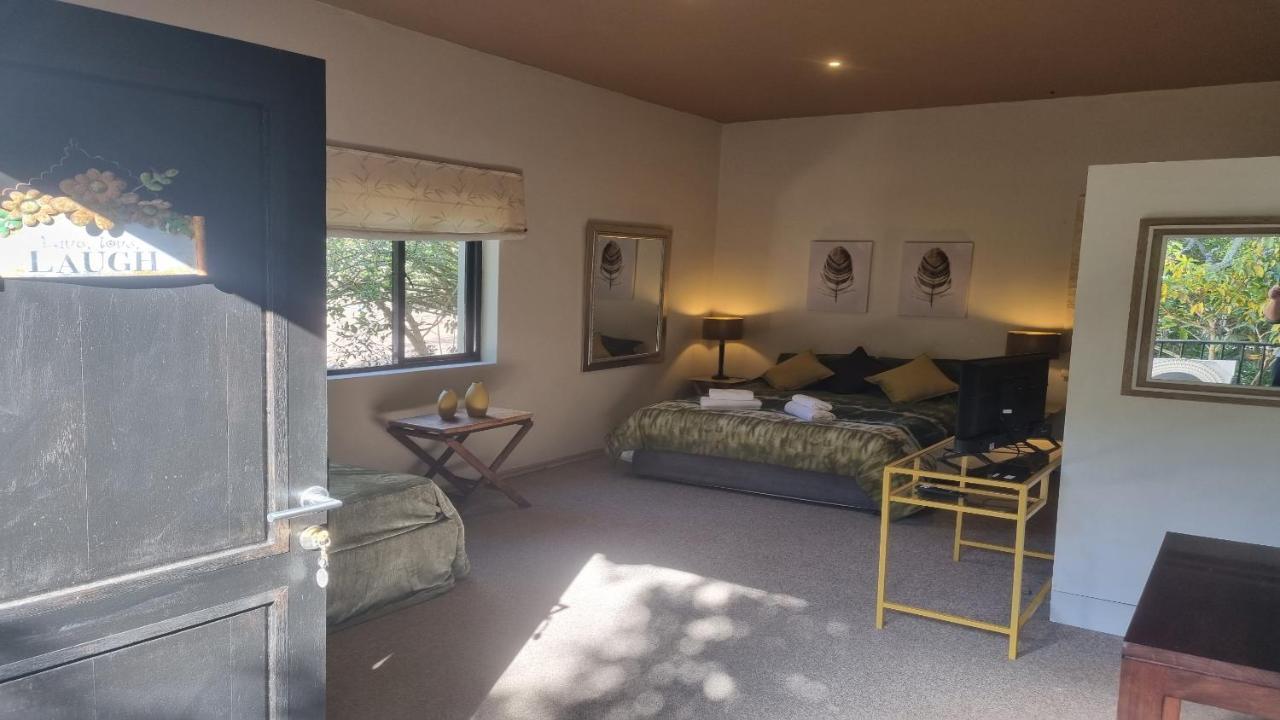 Lodge On Lake Wildernis Extérieur photo
